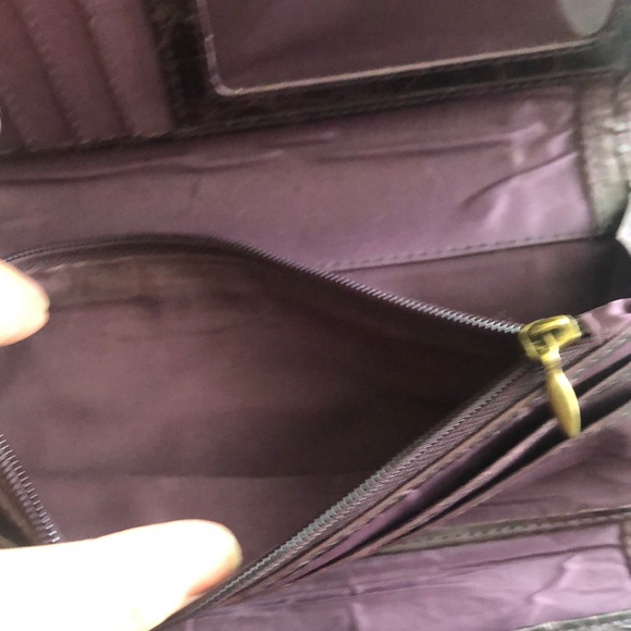 Elegant Purple Genuine Leather Women's Wallet - Picture 10 of 16